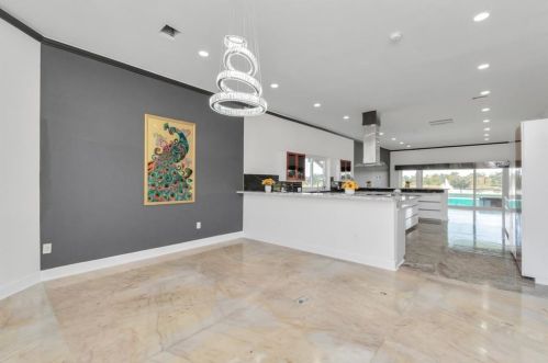 703 Leaning Oak Trl, Richmond TX  77406-4653 exterior