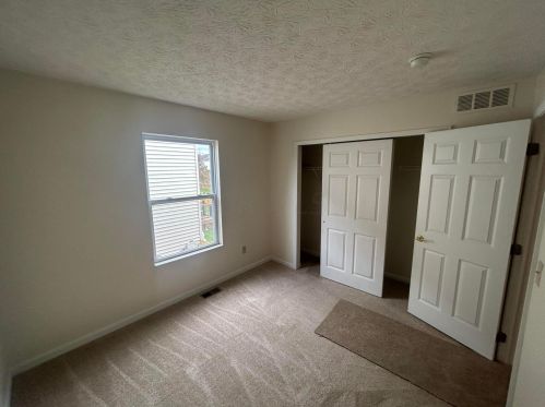 7709 Waggoner Chase Blvd, Blacklick OH  43004-9191 exterior