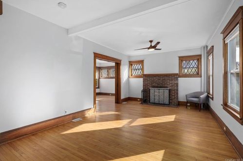 55 Romer Ave, Pleasantville, NY 10570-3123