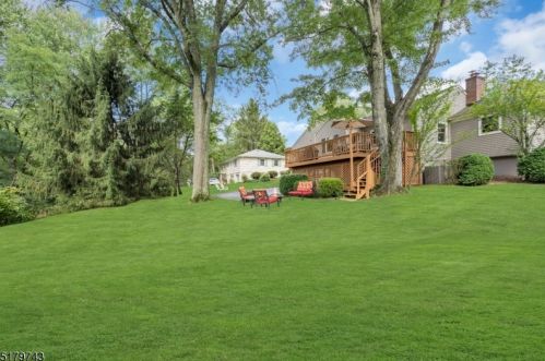 121 Southern Blvd, Chatham Township NJ 07928-1323 exterior