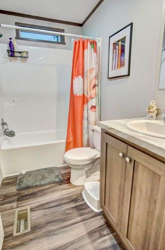 4795 Snowdrift Ln, Zanesville OH  43701-7098 exterior