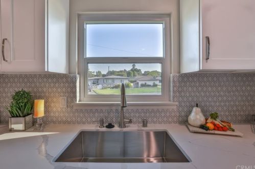 428 Gardenglen St, West Covina CA  91790-3123 exterior