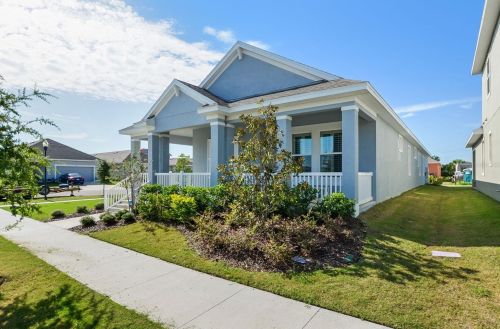 824 Winterside Dr, Ruskin, FL 33572-3416