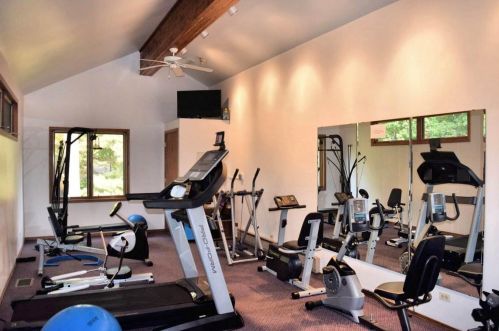 1 Fir Trl, Wisconsin Dells WI  53965-8848 exterior