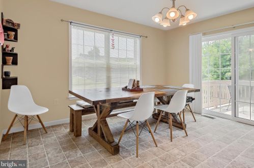 440 Waterleaf Ct, Navy Sup Dpt PA  17050-2489 exterior