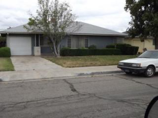 1523 Cambridge Ave, Fresno CA  93722-7304 exterior
