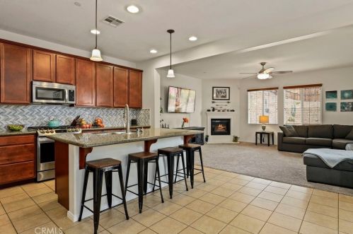 36238 Trail Creek Cir, Wildomar CA  92595-7554 exterior