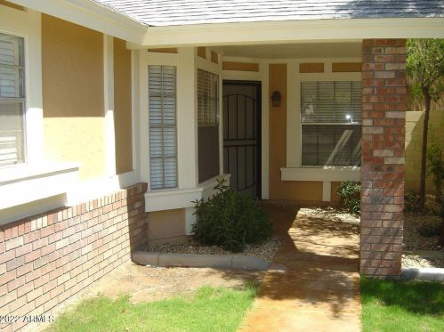 3838 Everett Dr, Phoenix AZ  85032-5212 exterior