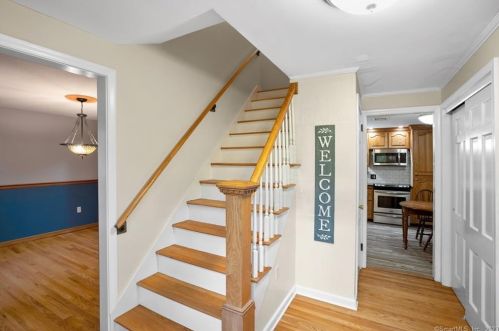 172 Kenwood Dr, New Britain, CT 06052-1808