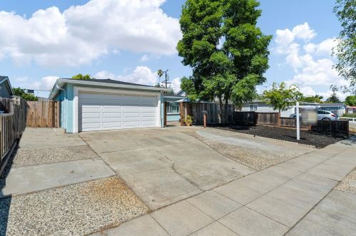 3141 Franela Dr, San Jose, CA 95124-2410
