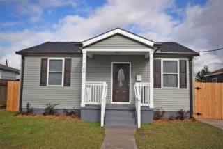 2109 Hero Dr, Gretna LA  70053-7419 exterior