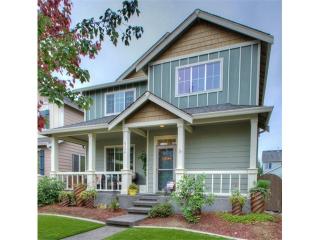 6734 Radiance Blvd, Tacoma, WA 98424-3824