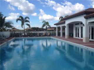 11841 26th St, Hollywood FL  33025-0779 exterior