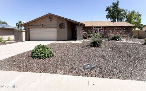 9466 Laurel Ln, Scottsdale AZ  85260-5886 exterior