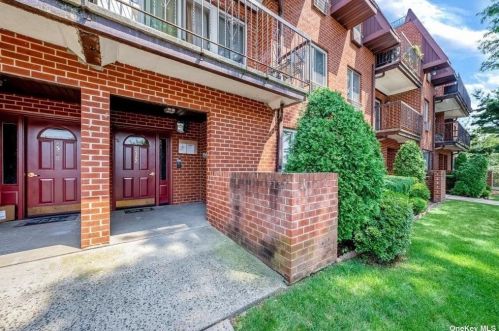 85-22 Dumont Ave, Jamaica, NY 11417-1000