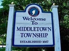 125 Center Ave, Leonardo, NJ 07737-1114