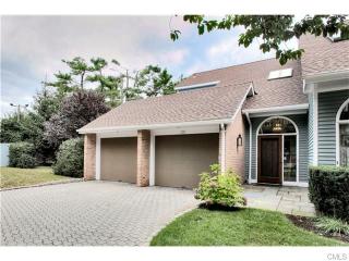 111 Regents Park, Westport, CT 06880-5532