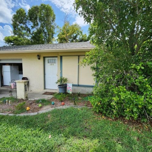 1510 1st Pl, Cape Coral, FL 33990-2001