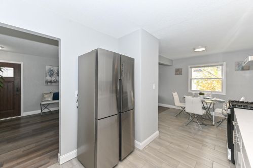 8110 Green Tree Rd, Milwaukee WI  53223-4928 exterior