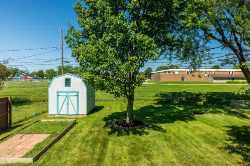 3647 Christopher Pl, Darbydale OH  43123-2427 exterior