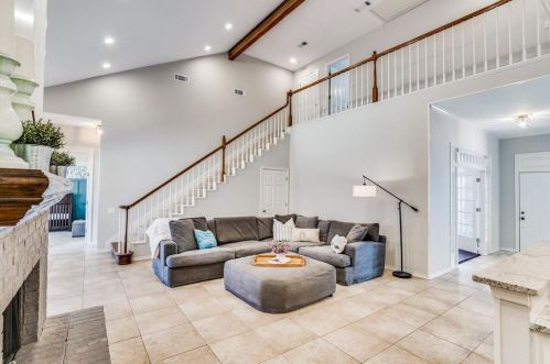 4649 Home Pl, Plano, TX 75024-3844