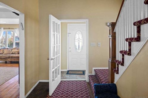 401 Marlborough Rd, Cedarhurst, NY 11516-1114