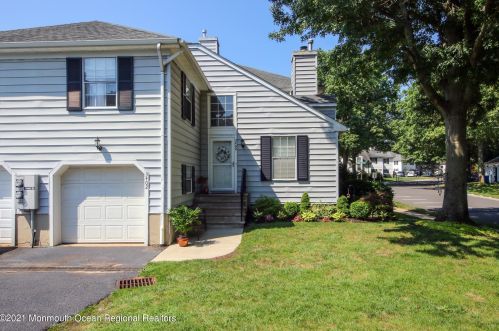 3402 James Ct, Middletown NJ  07748-3470 exterior