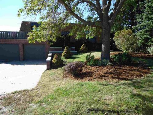 4 Crestview Dr, Kearney, NE 68845-7608