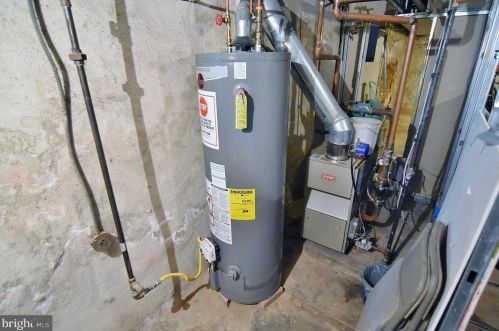 1344 Englewood St, Philadelphia PA 19149-1612 exterior