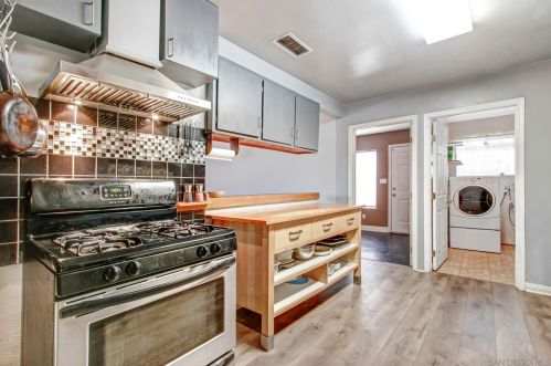5403 Cedros Ave, Van Nuys, CA 91411-3714