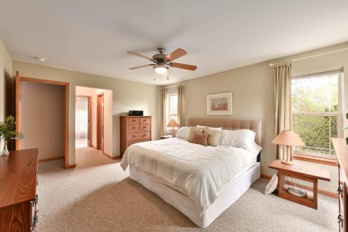 1730 Hunter Rd, Waukesha WI  53189-8233 exterior