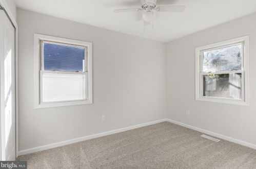 37 Holstone Ln, Willingboro NJ  08046-1817 exterior