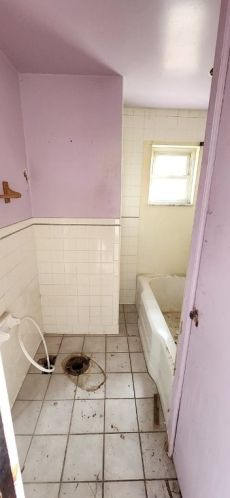 5725 Verona Rd, Verona PA  15147-3012 exterior