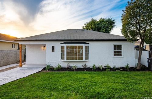 3729 Maine Ave, Long Beach, CA 90806-1157