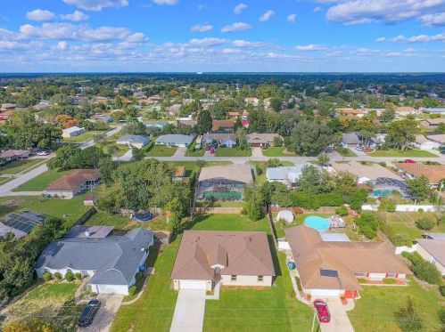 1010 Belvedere Dr, Deltona, FL 32725-3602
