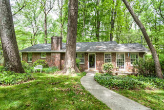 4201 Valencia Rd, Knoxville, TN 37919-7632