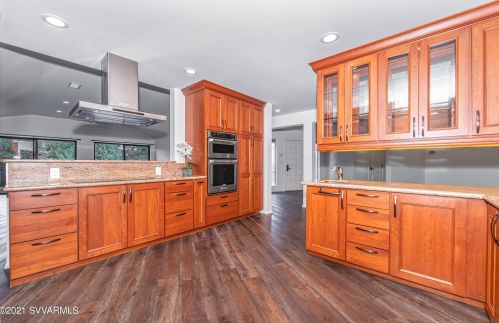 495 Rodeo Rd, Sedona AZ  86336-3369 exterior