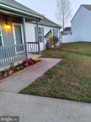 7 Crosley Ct, Dover, DE 19904-1975