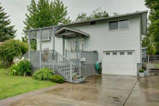 705 23rd St, Puyallup, WA 98371-5020
