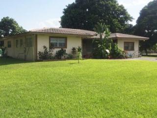 14050 36th Ct, Hollywood, FL