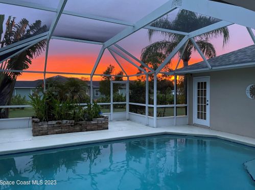 720 Easy St, Sebastian, FL 32958-5030