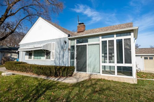 7210 142nd Ave, Cedar Lake, IN 46303-9170