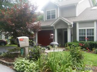 661 Park Pl, Hendersonville NC  28791-3785 exterior