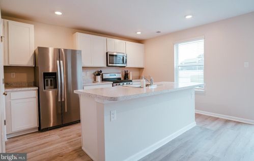 30 Dyer Dr, Camden-Wy DE  19934 exterior