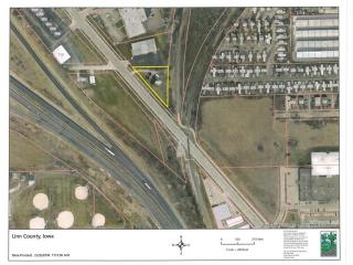 655 Center Point Rd, Hiawatha, IA 52233-1223
