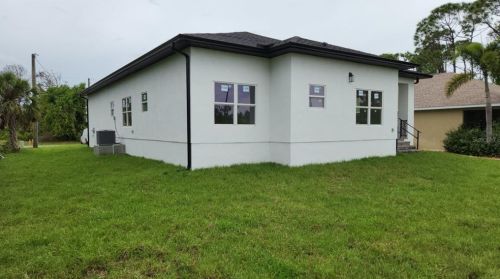 280 Antis Dr, Placida, FL 33947-2886