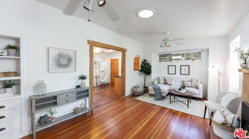 29301 Verdale Ave, Santa Clarita, CA 91384-2436