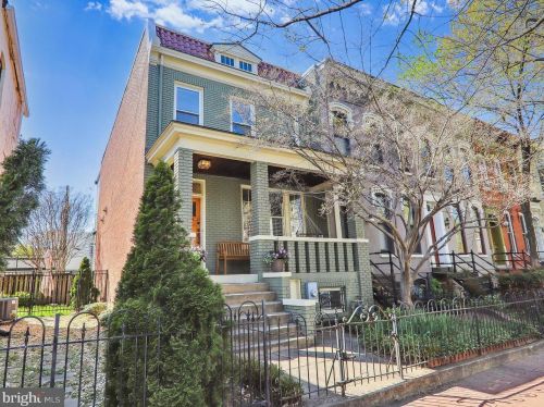 12 8th St, Washington, DC 20003-1326