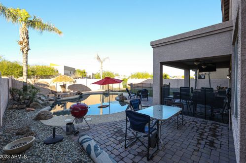 17424 Lundberg St, Sun City AZ  85388-1278 exterior