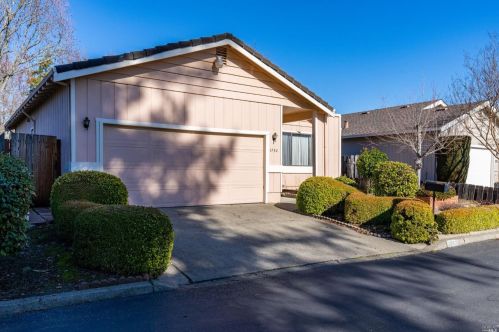 1753 Arroyo Sierra Ave, Santa Rosa, CA 95405-7706